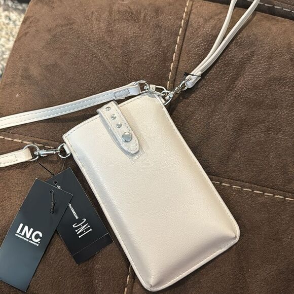 INC – international concepts, wristlet Crossbody card holder - Picture 4 of 5